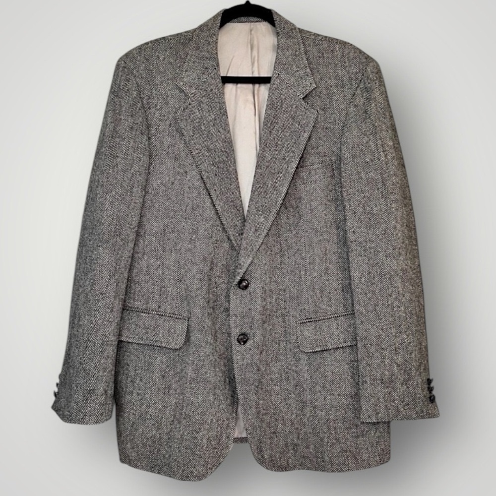VINTAGE Tweed Sport Coat Blazer 100% Virgin Wool Black Cream Heritage Style 44